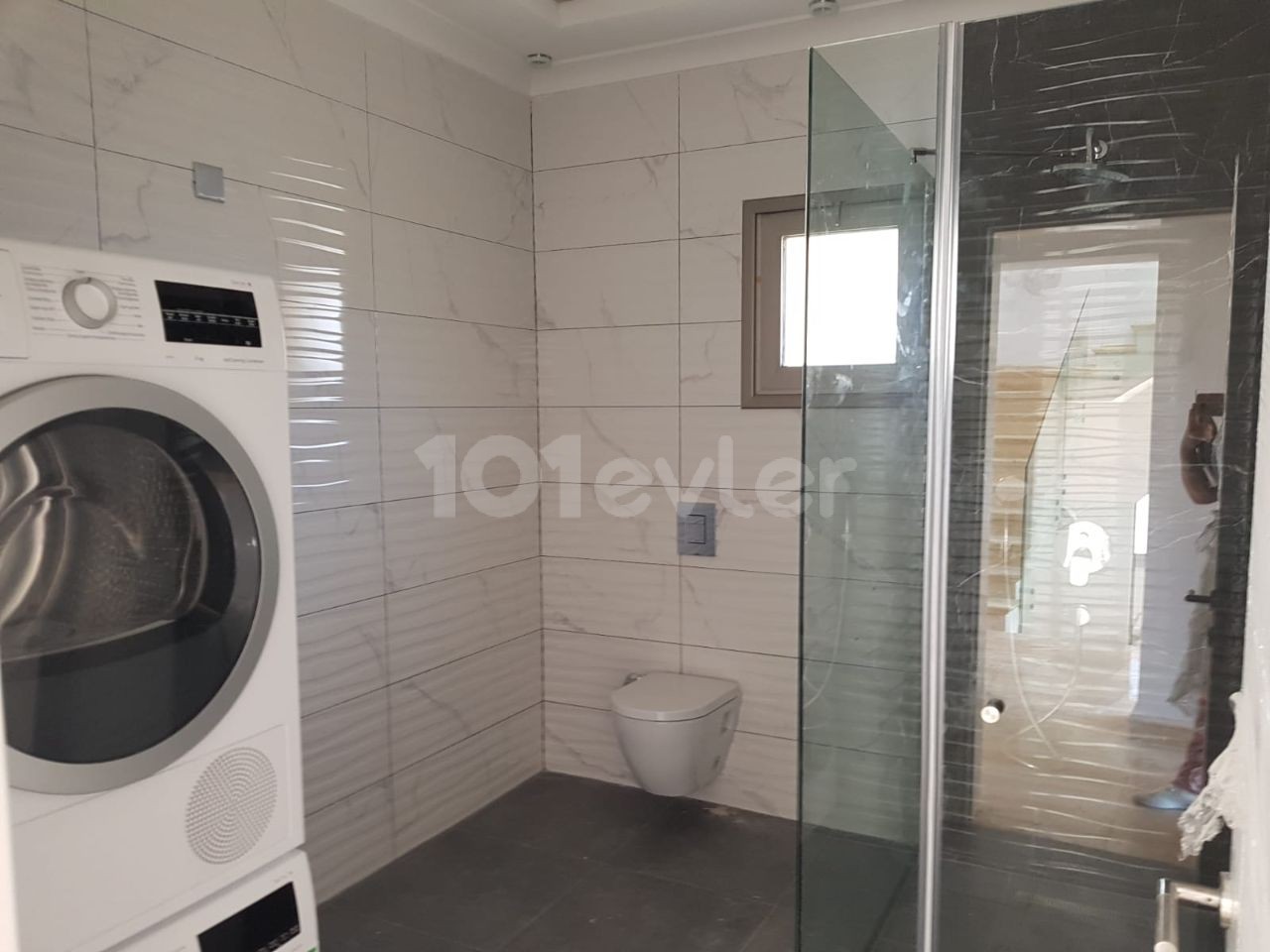 PERFEKTE 4+1 VILLA IN KYRENIA ALSANCAK