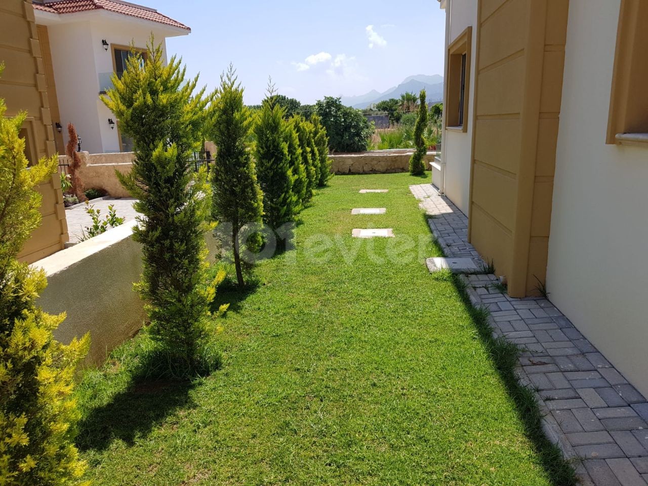 PERFEKTE 4+1 VILLA IN KYRENIA ALSANCAK