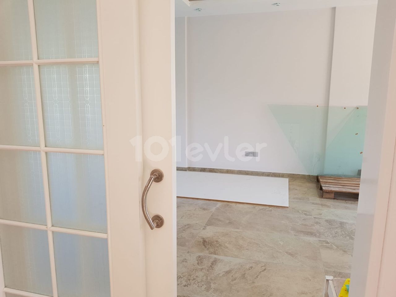 PERFEKTE 4+1 VILLA IN KYRENIA ALSANCAK