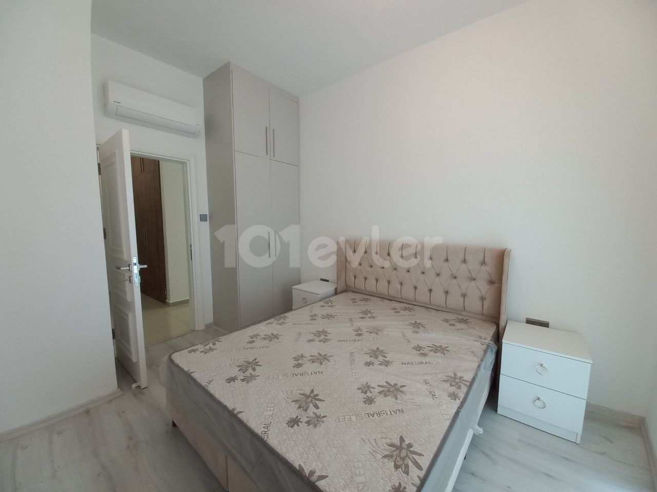 Girne merkezde lüks eşyalı 2+1 kiralık