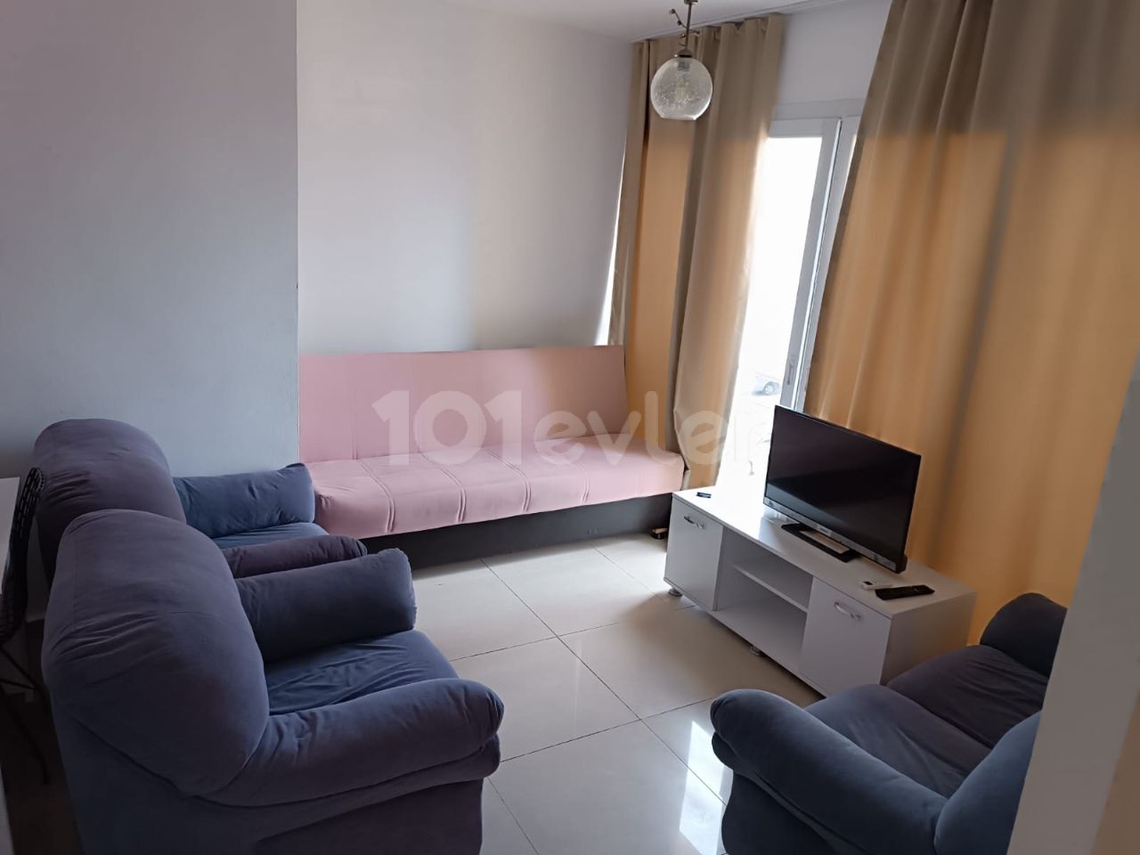 GİRNE MERKEZDE SATILIK 2+1 DAİRE