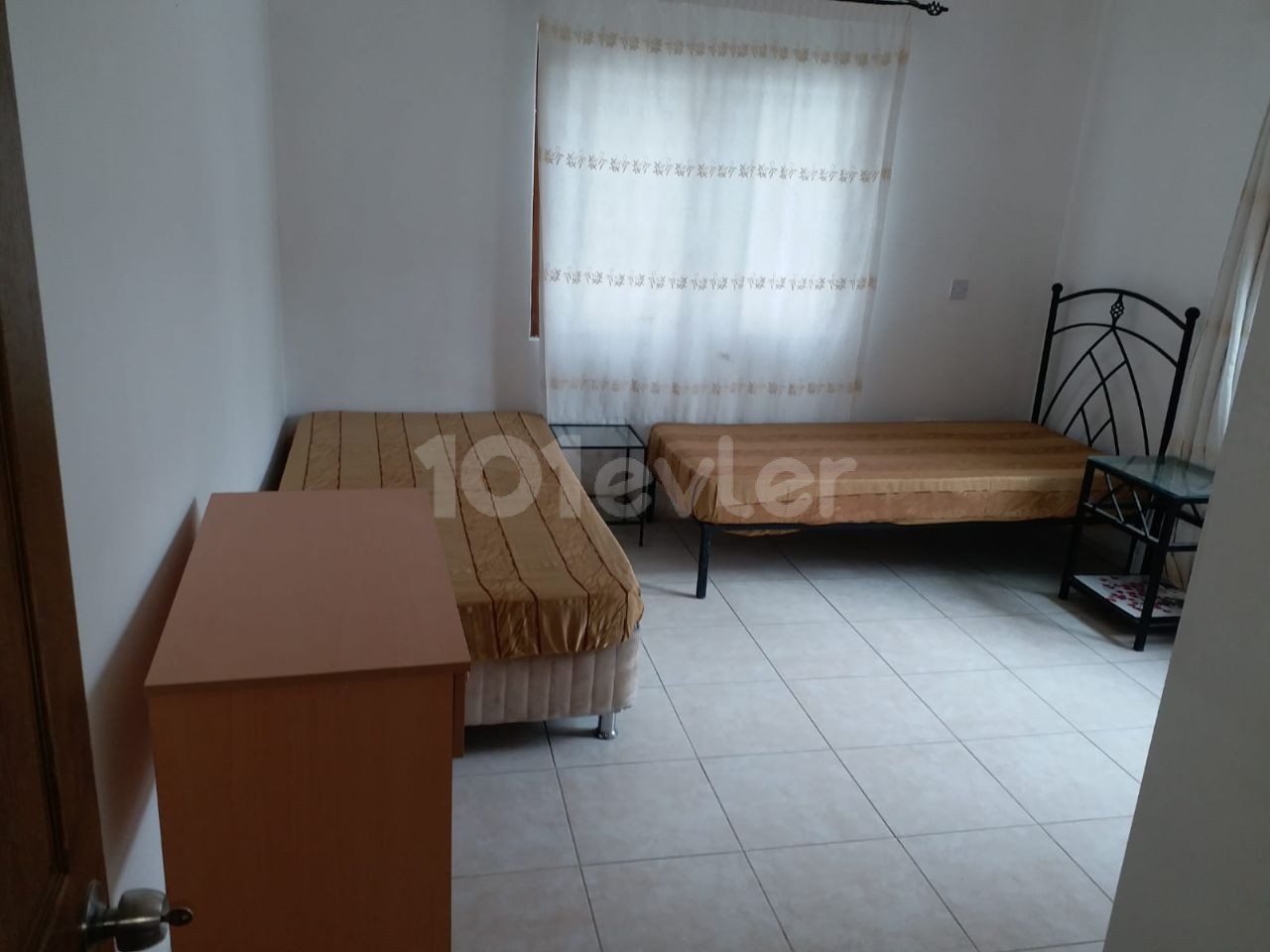 3+1 FURNISHED APARTMENT WITH PERFECT LOCATION IN THE CENTER OF KYRENIA