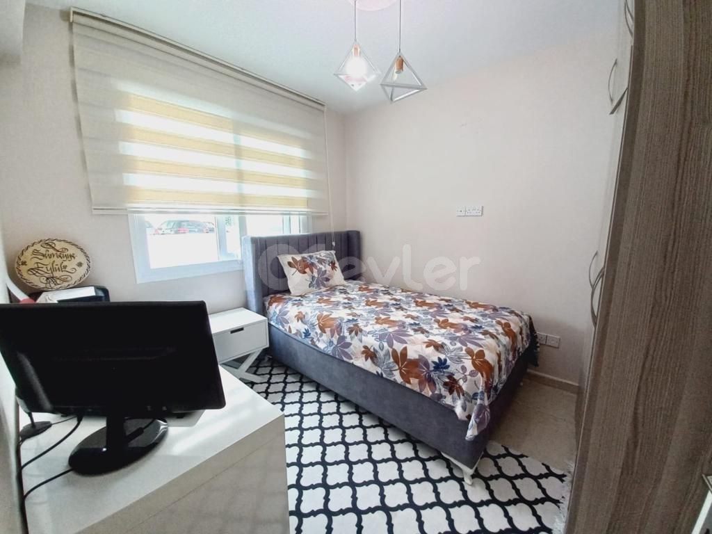 GİRNE MERKEZ DE FULL EŞYALI 3+1 DAİRE