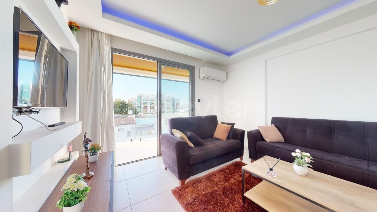 Fully furnished 2+1 flat for rent in the center of Kyrenia