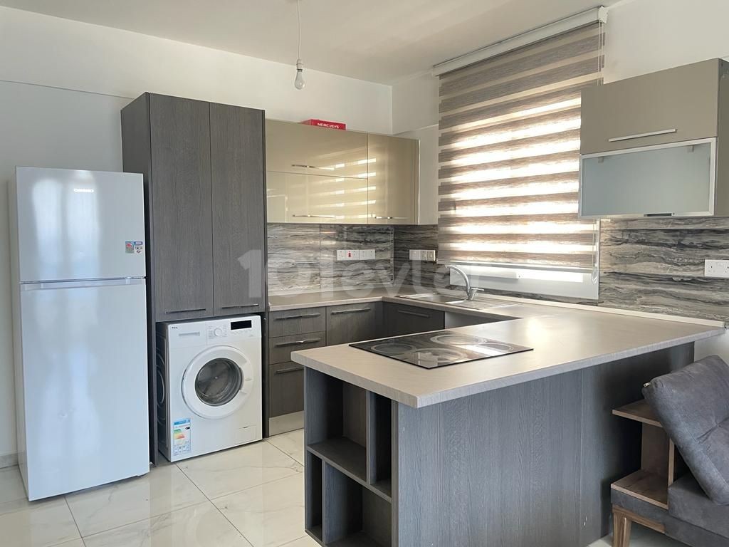 Luxurious 2+1 flat with mountain sea view in the center of Kyrenia