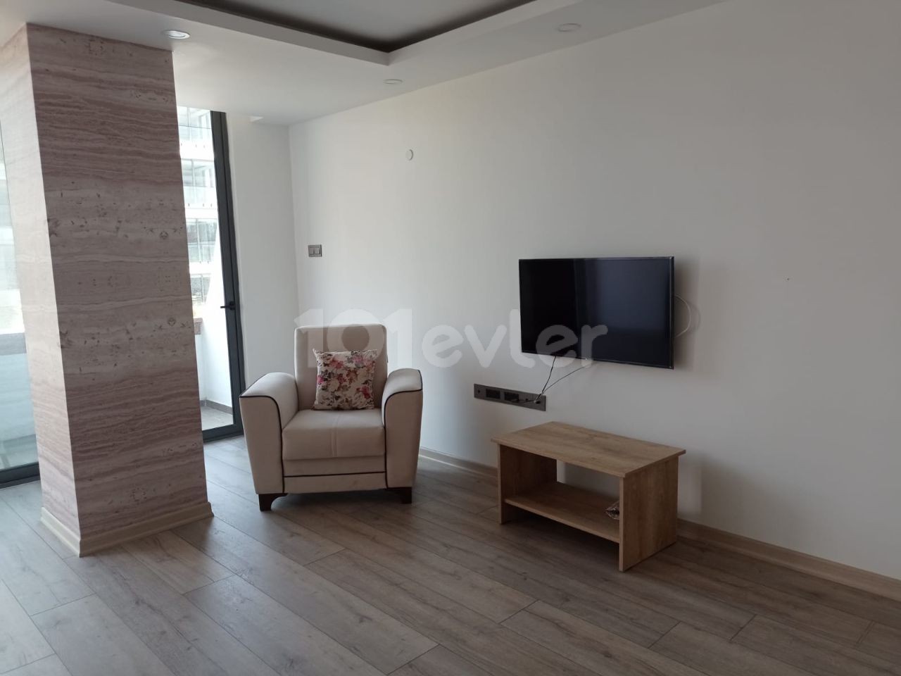 2-1 flat for rent in Kyrenia