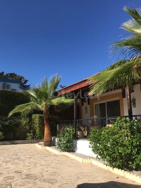 3+1 villa with pool for daily rent in Ozankoy