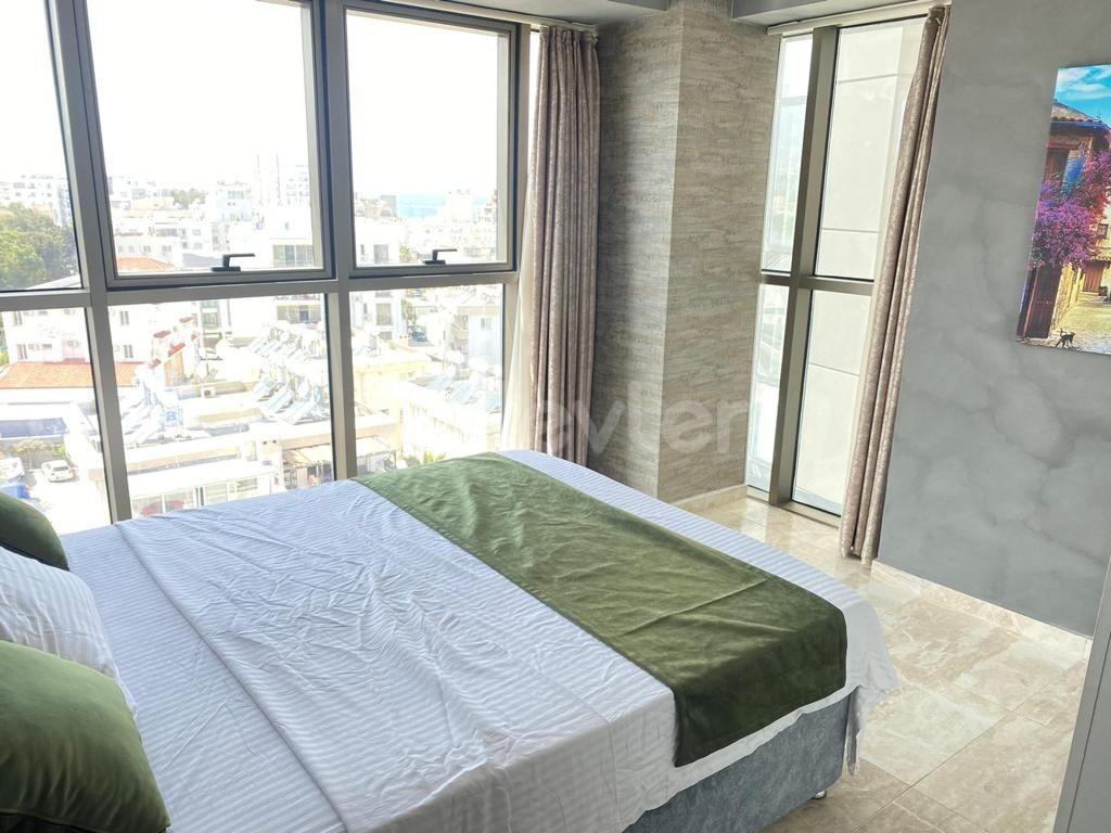 Girne merkezde lüks eşyalı 2+1 kiralık daire