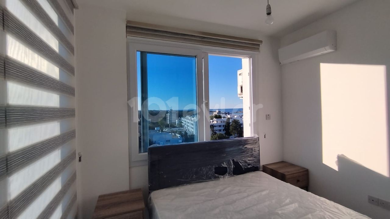 3+1 FLAT FOR SALE IN KYRENIA CENTER WITH SEA VIEW