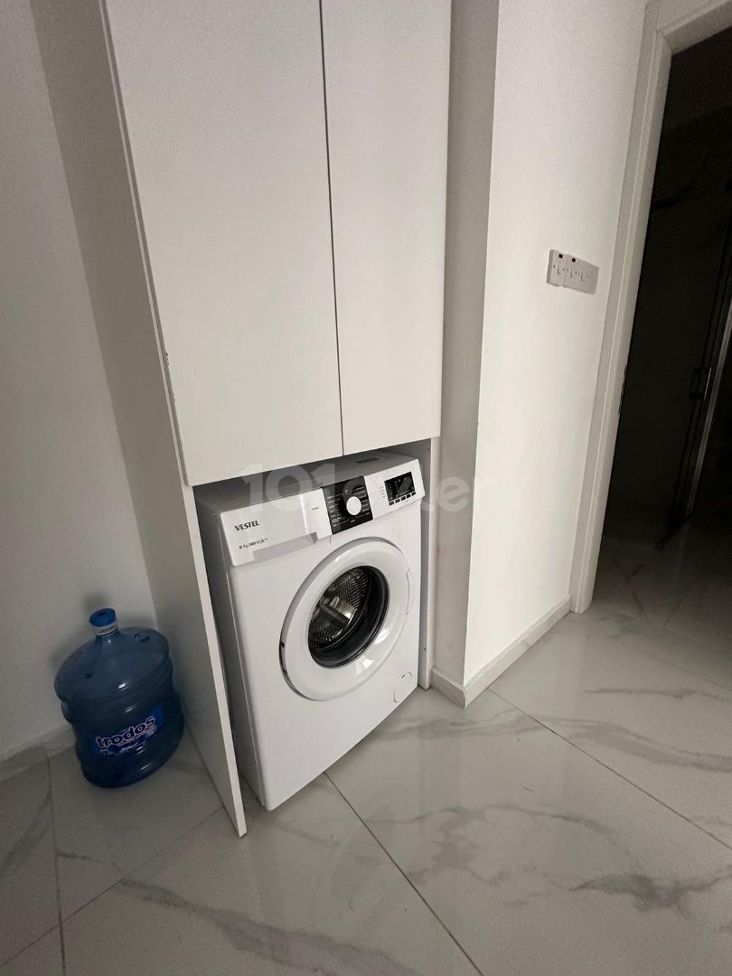 GİRNE MERKEZDE MÜKEMMEL DAG MANZARALI 2+1 SATILIK DAİRE