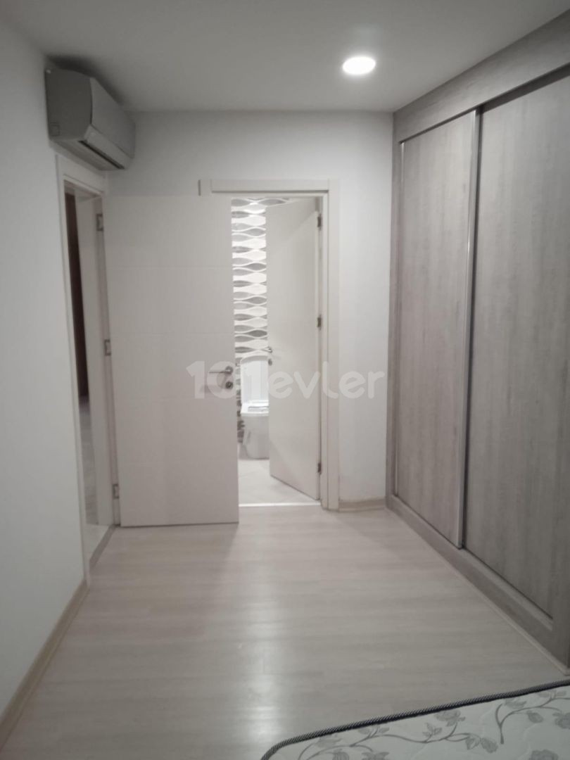 GİRNE MERKEZDE LÜX EŞYALI 2+1 KİRALIK DAİRE