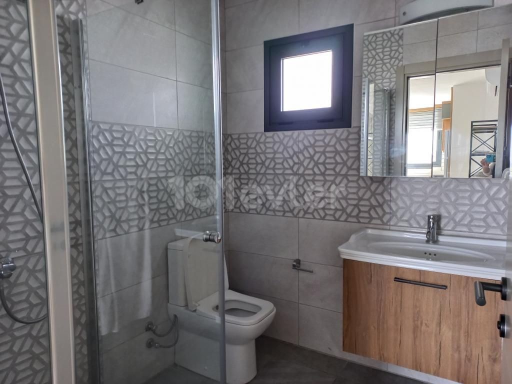 FULLY FURNISHED 2+1 FLAT FOR RENT IN KYRENIA CENTER