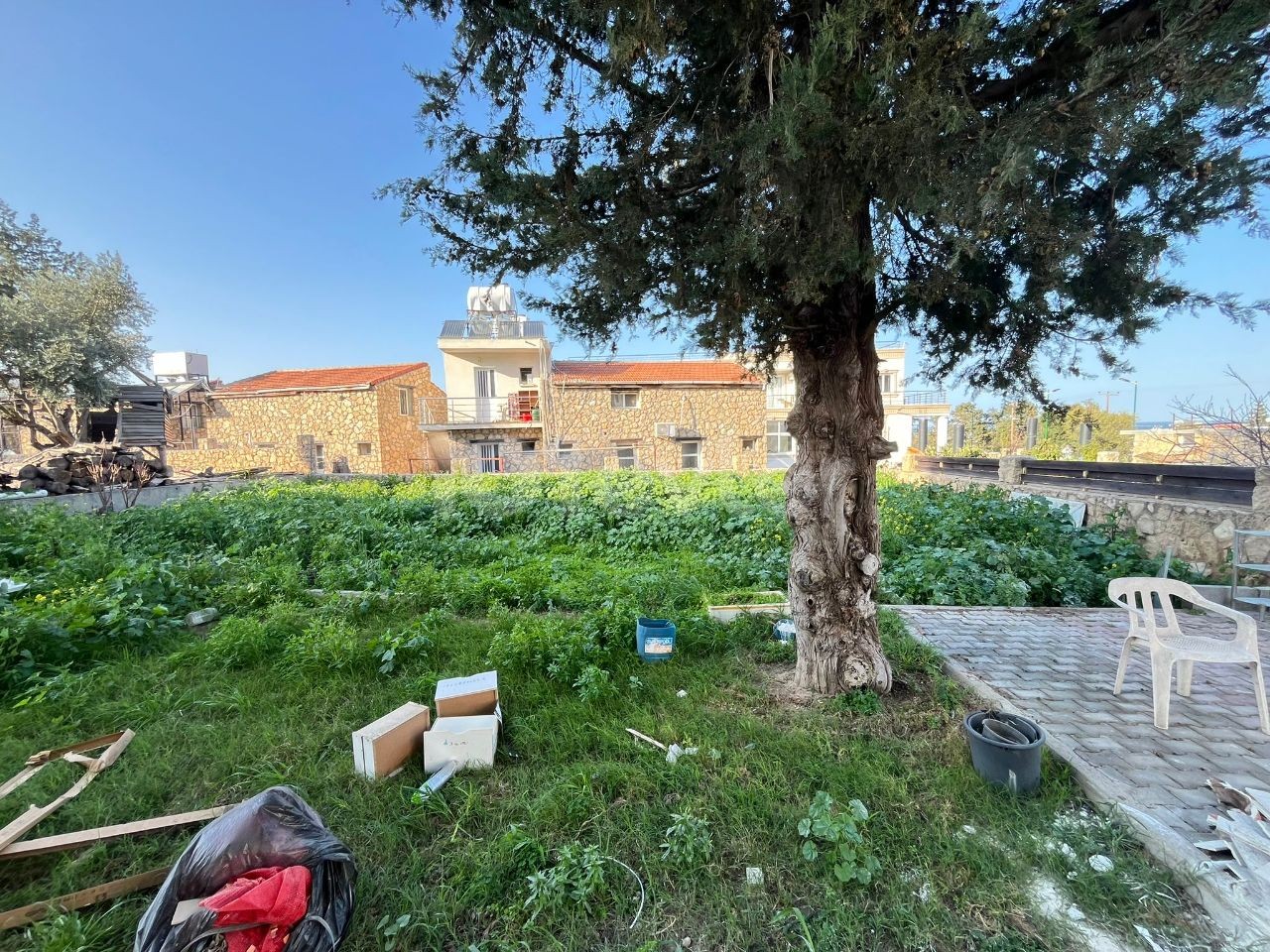 3+1 VILLA ZU VERMIETEN IN DER REGION KYRENIA LAPTA MIT ATEMBERAUBENDEM BERGBLICK