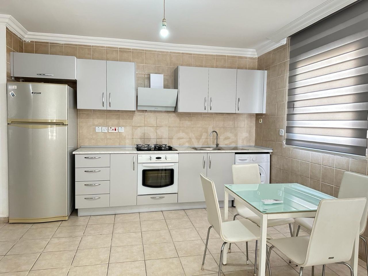 1+1 FLAT FOR RENT IN A SITE WITH POOL IN KYRENIA CENTER