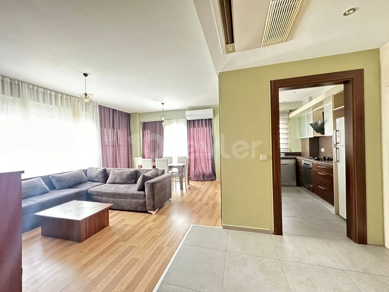 3+1 WOHNUNG ZU VERMIETEN IM KYRENIA CENTER