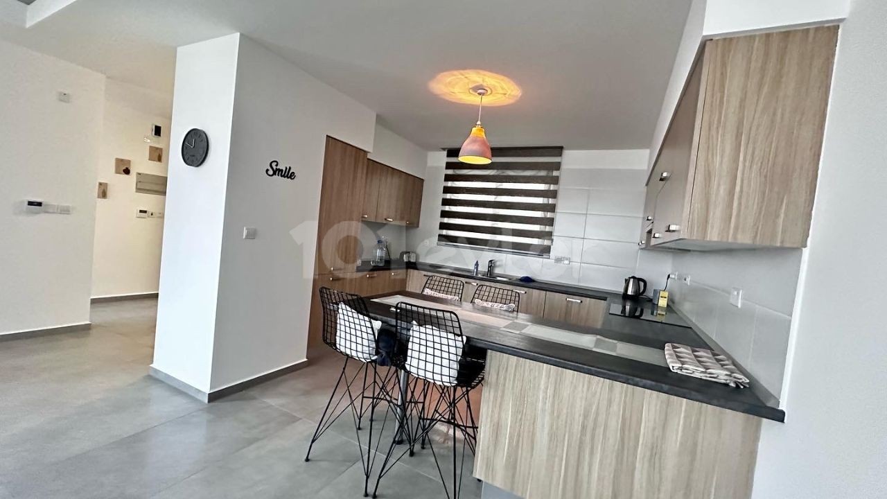 ESENTEPE - GİRNE'DE EN-SUITE BANYOLU 2 YATAK ODALI LÜKS PENTHOUSE