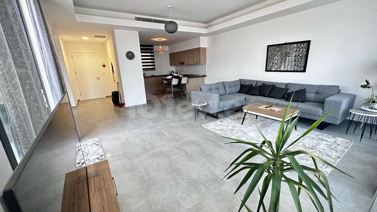 ESENTEPE - GİRNE'DE EN-SUITE BANYOLU 2 YATAK ODALI LÜKS PENTHOUSE