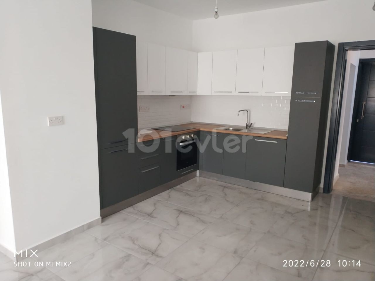 Flat For Sale in Yenişehir, Nicosia