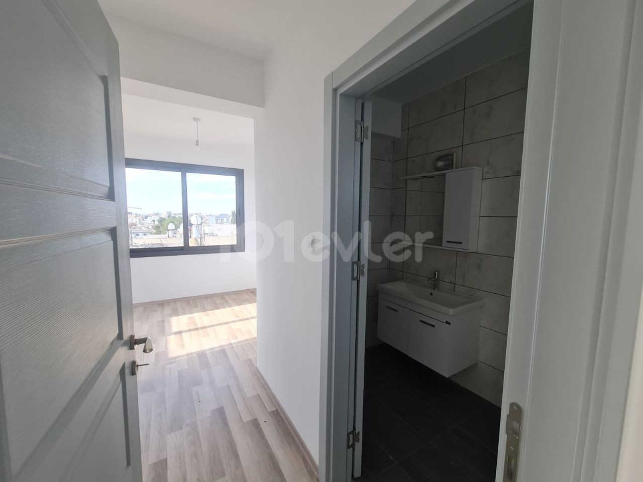 Penthouse For Sale in Küçük Kaymaklı, Nicosia