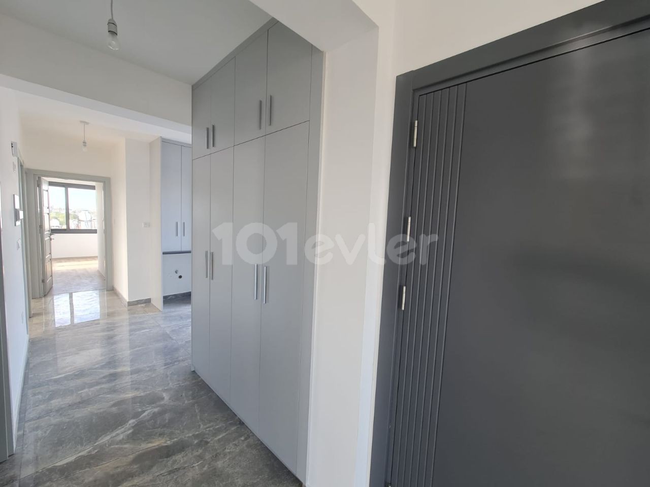 Penthouse For Sale in Küçük Kaymaklı, Nicosia