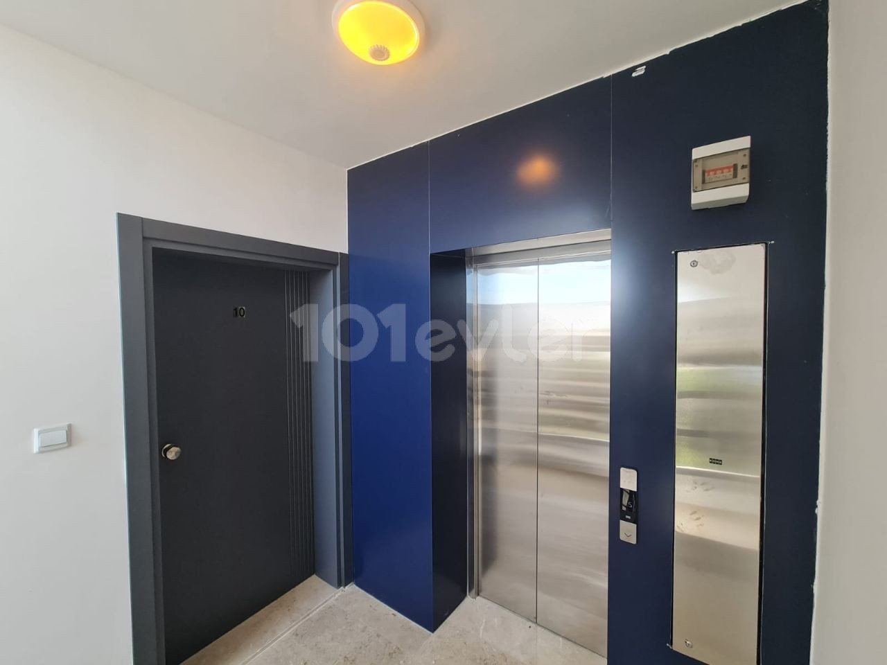 Penthouse For Sale in Küçük Kaymaklı, Nicosia