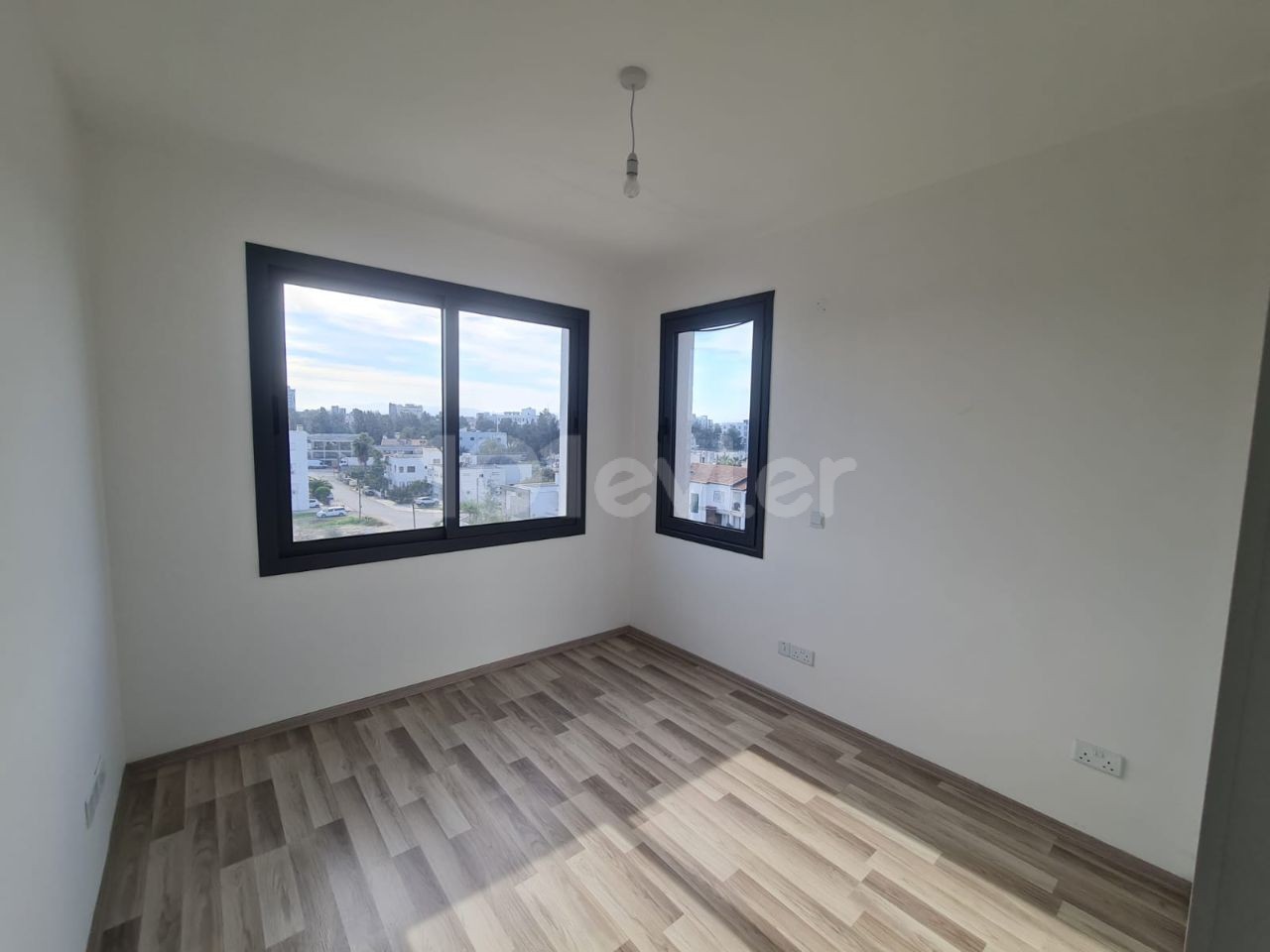 Penthouse For Sale in Küçük Kaymaklı, Nicosia