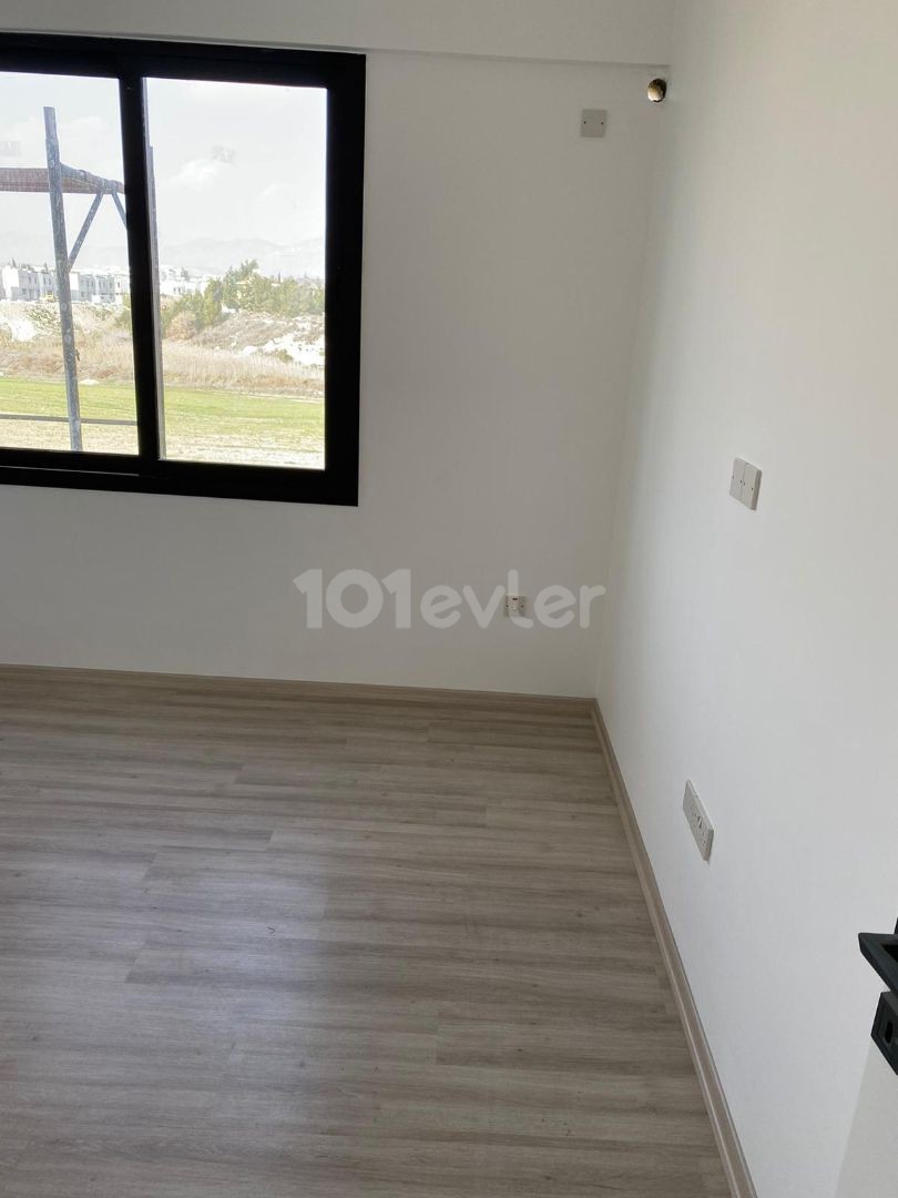 Flat For Sale in Küçük Kaymaklı, Nicosia