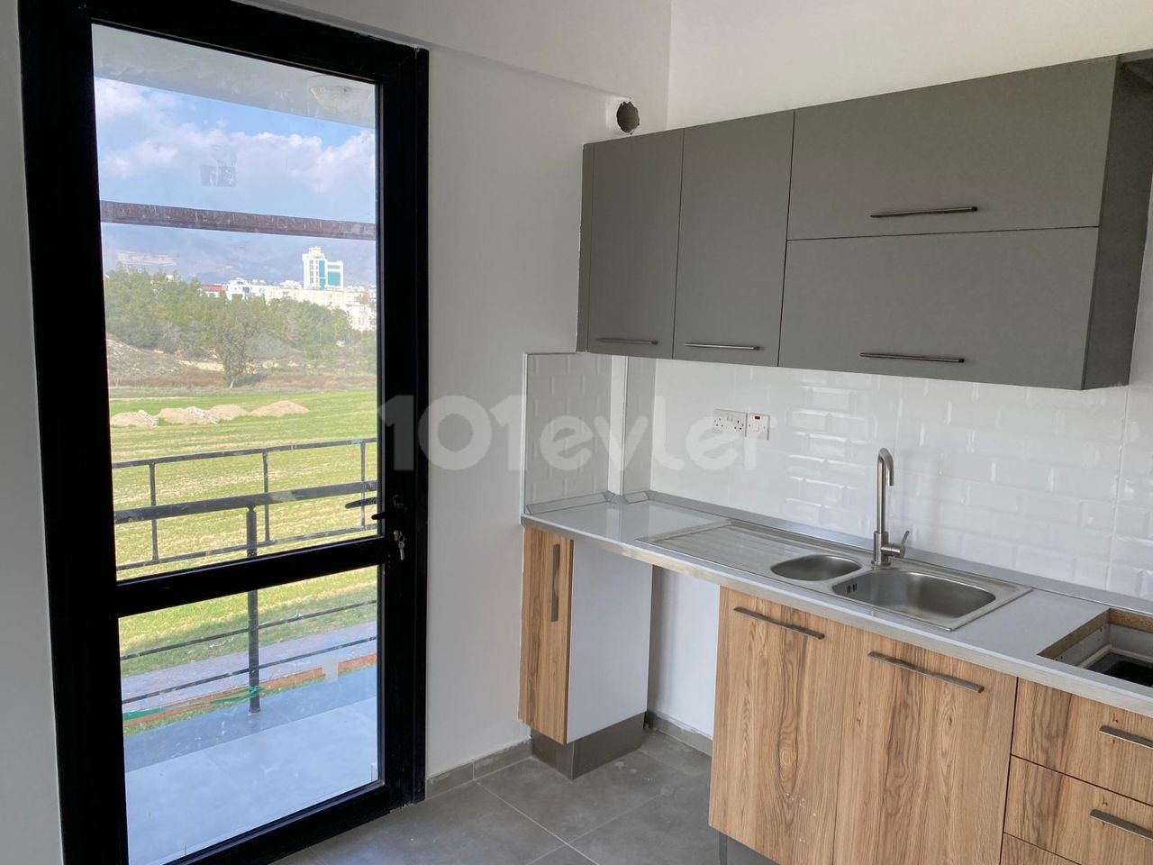 Flat For Sale in Küçük Kaymaklı, Nicosia