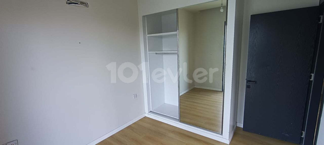 2+1 APARTMENT FOR RENT ON THE MAIN ROAD IN KÜÇÜKKAYMAKLI