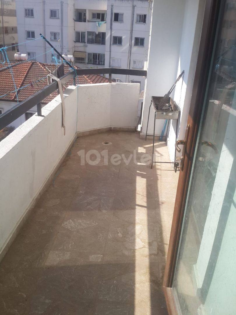 FURNISHED 3+1 APARTMENT FOR SALE IN DEREBOYUN