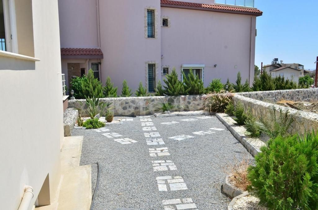 Villa For Sale in Hamitköy, Nicosia