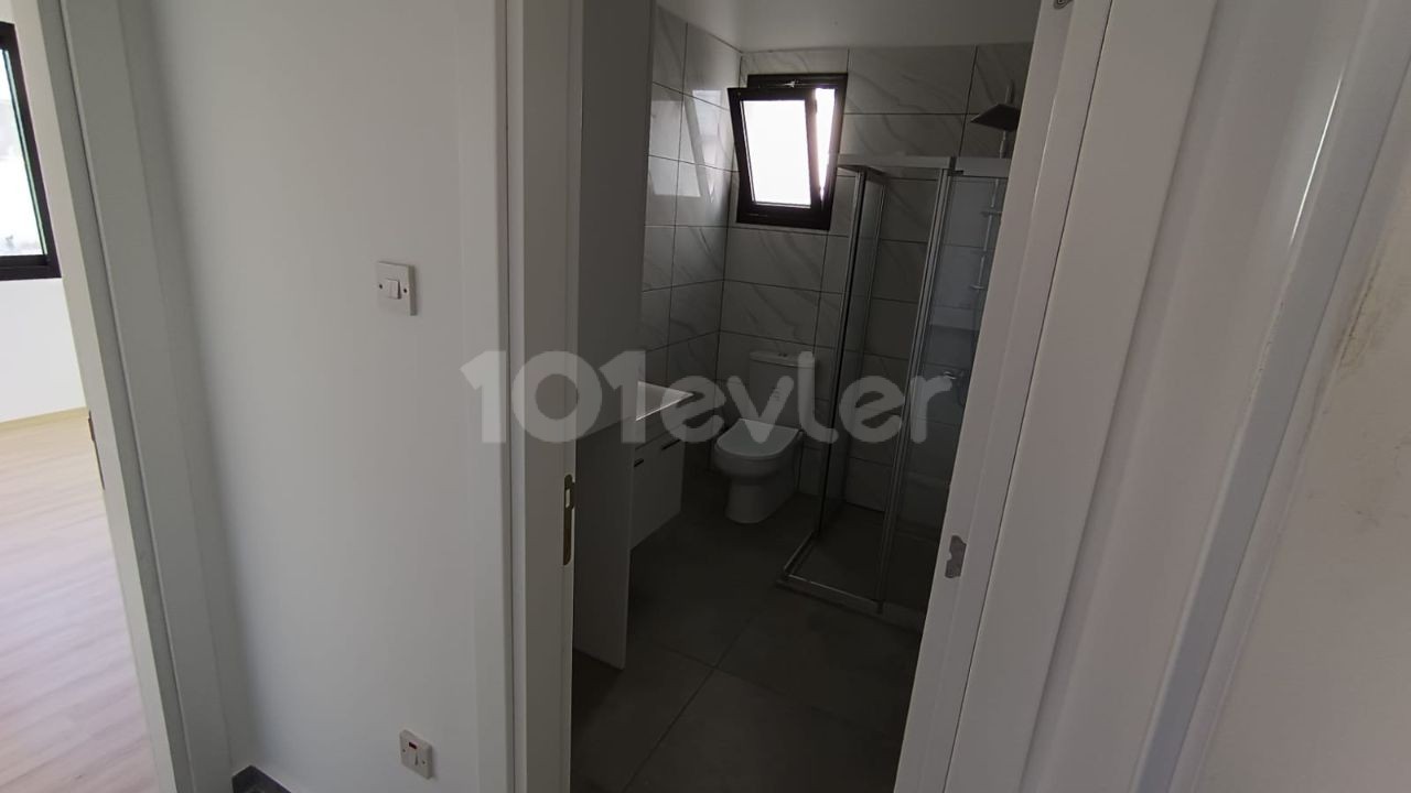 2+1 FLAT FOR SALE IN HAMİTKOY, GROUND FLOOR WITH WIDE GARDEN