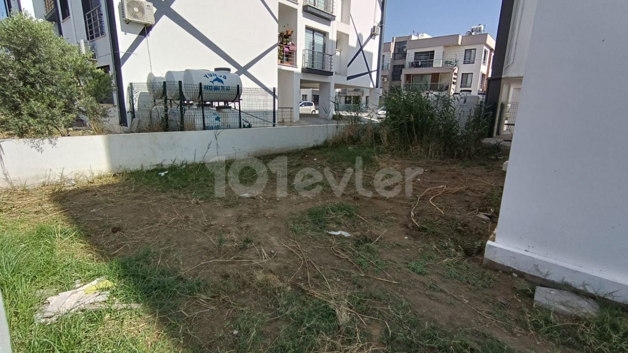 2+1 FLAT FOR SALE IN HAMİTKOY, GROUND FLOOR WITH WIDE GARDEN