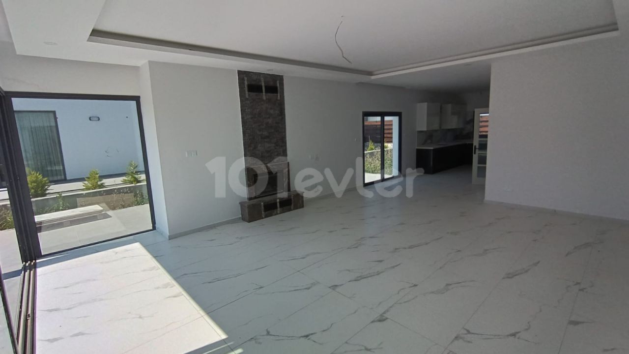 LARGE, QUALITY, COMFORTABLE, LUXURIOUS 4+1 VILLA FOR SALE IN ÇATALKÖY