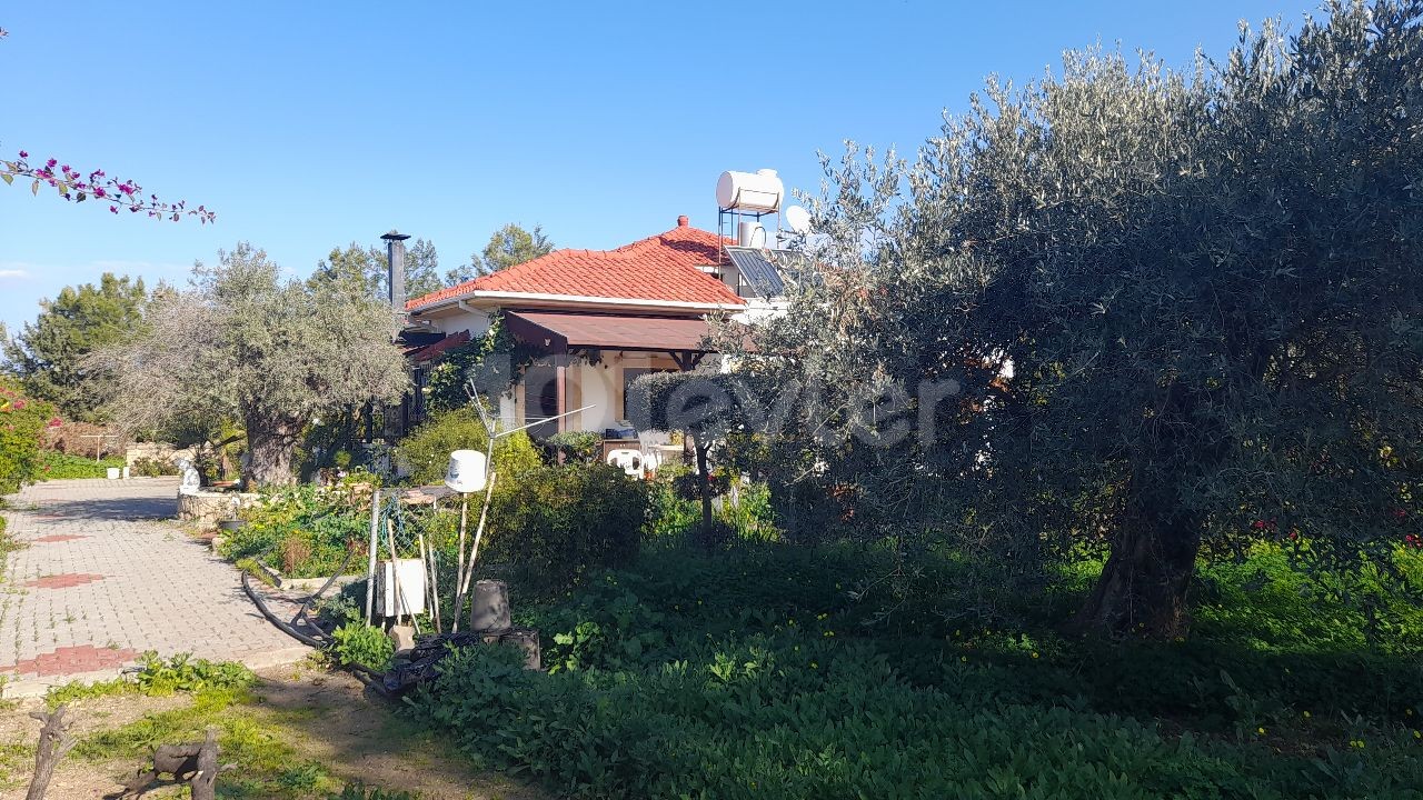 VILLA FOR SALE WITH INCREDIBLE MOUNTAIN AND SEA VIEW IN Çatalköy- Kyrenia Region- Perfect garden landscape