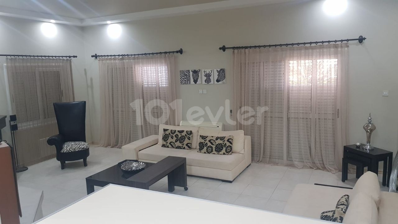 Kyrenia Alsancak Next to the Walking Park 3+1 Furnished Villa for Rent with Pool !!! ** 