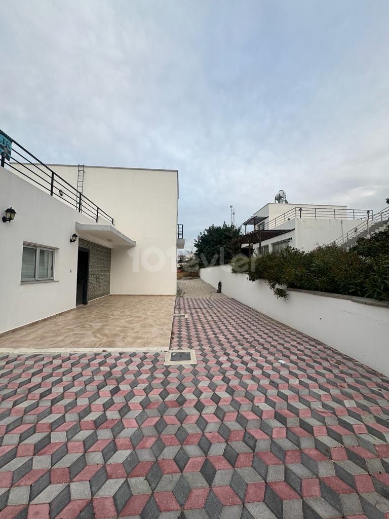 VILLA FOR RENT IN ESENTEPE AREA, VERY CLOSE TO THE SEA