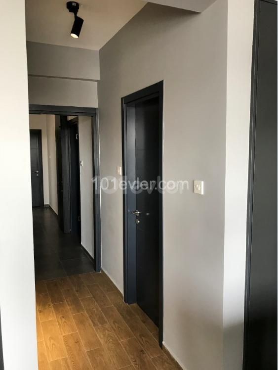 3+1 140 m2 Wohnungen zum Verkauf in Famagusta Tuzla ** 