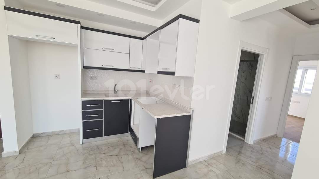 İskele long beach bölgesinde Satılık 2+1 lüks apartman dairesi