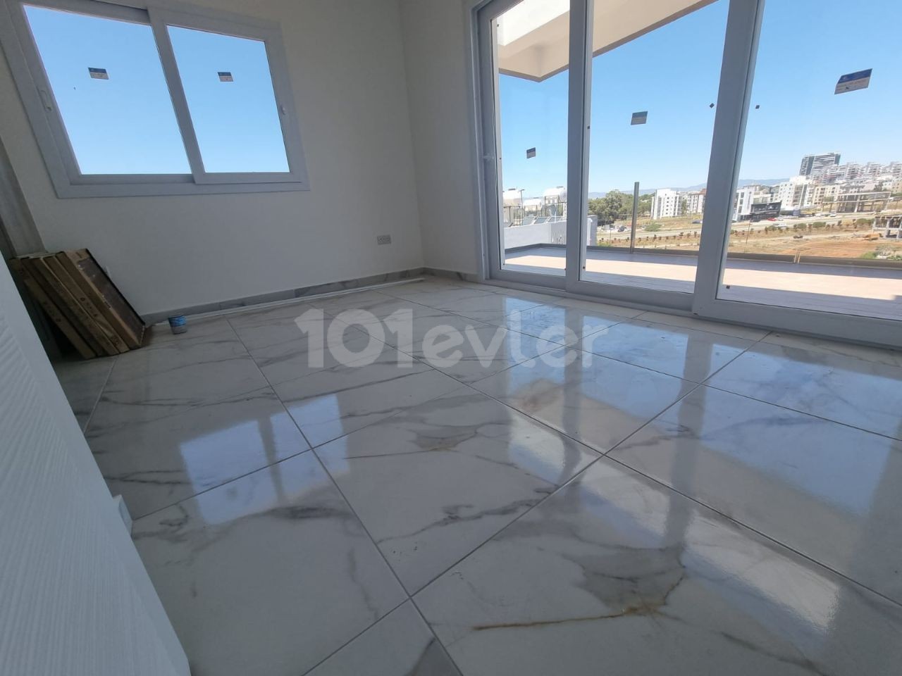 Famagusta 2+ 1 penthouse for sale in the Canakkale region ** 