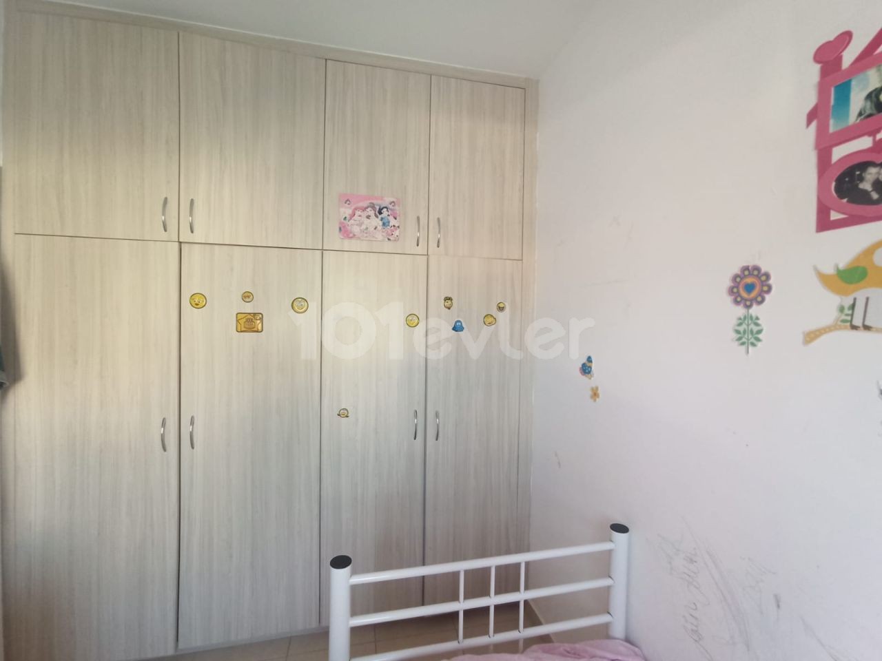 Wohnung zum Verkauf im Erdgeschoss in Canakkale 90 m2 ** 