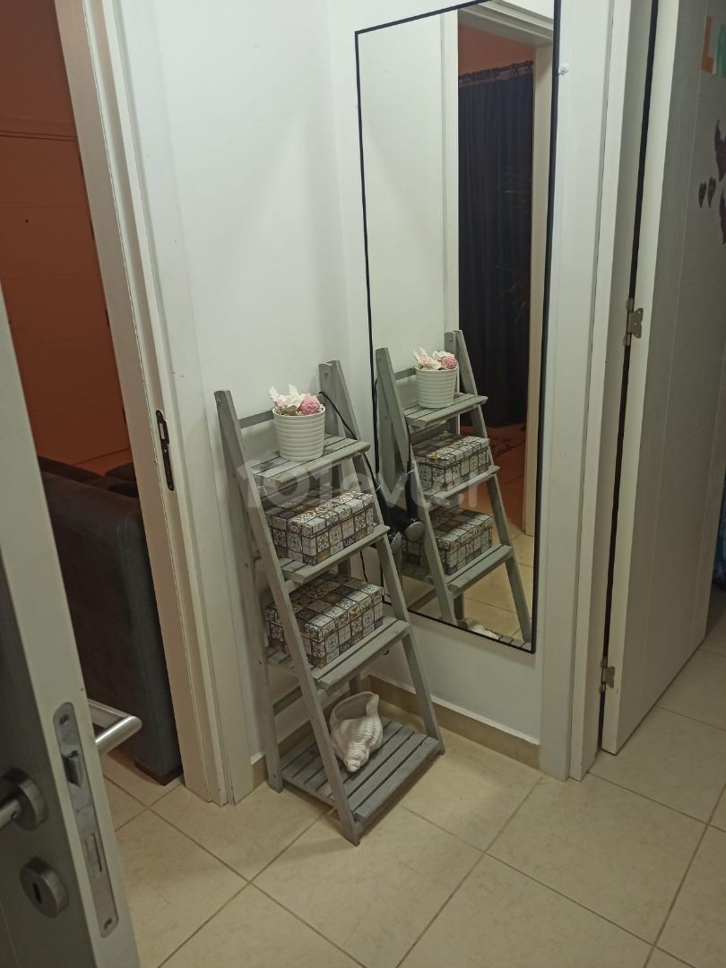 Wohnung zum Verkauf im Erdgeschoss in Canakkale 90 m2 ** 