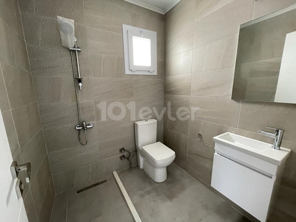 3+1 newly finished flat in Famagusta Canakkale