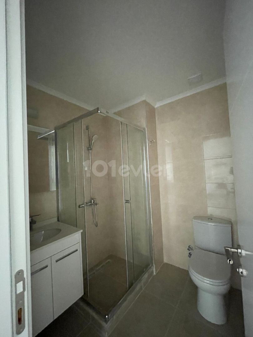 Mağusa bölgesinde şehir manzaralı lüks residence full eşyalı