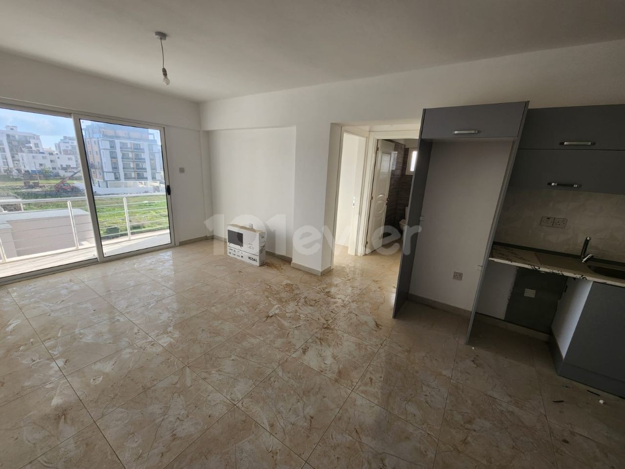 Perfect location right next to Çanakkale city mall 2+1 flat for sale Ready for Delivery