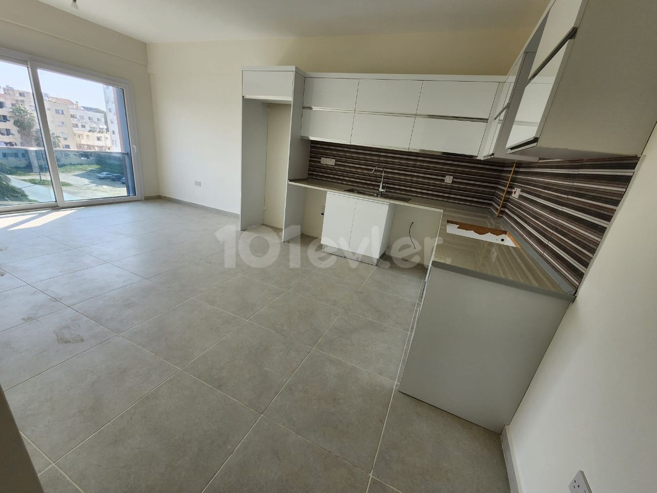 2+1 neue Wohnung zum Verkauf im Zentrum von Famagusta in zentraler Lage 