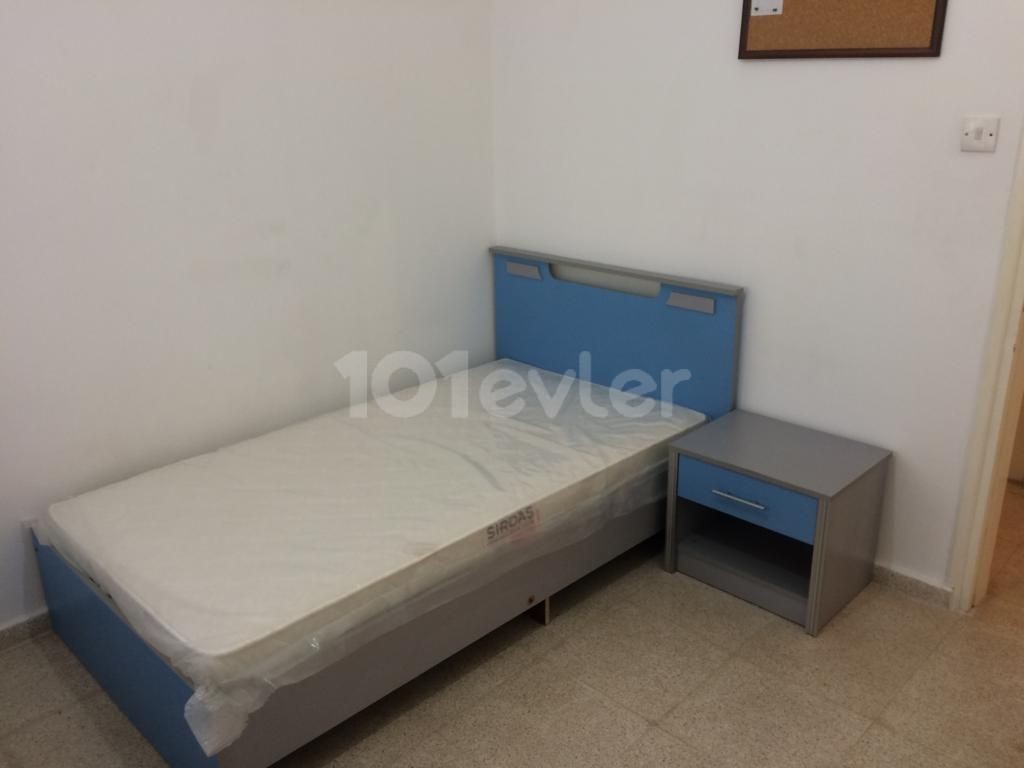 MAĞUSA SALAMİS YOLU ÜZERİ KİRALIK 3+1 APARTMAN DAİRESİ 1. KAT 