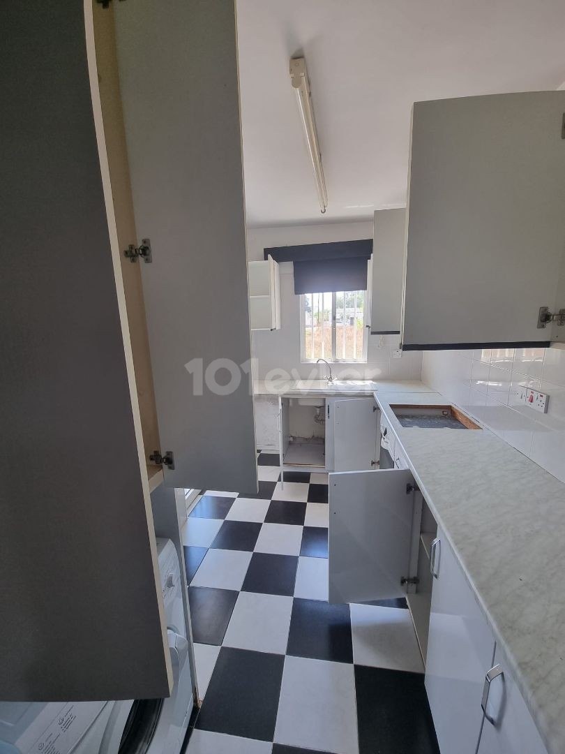 2+1 Erdgeschosswohnung zu verkaufen in Famagusta, Region Canakkale 