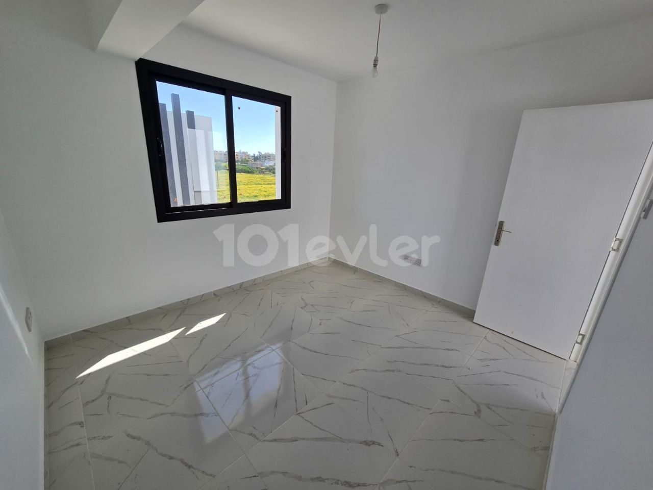 2+1 penthouse for rent in Famagusta Çanakkale region, unfurnished