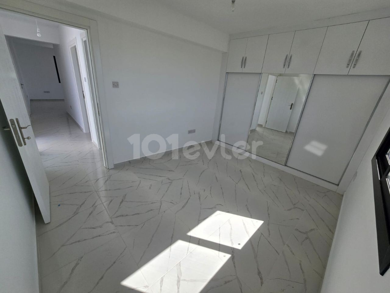 2+1 penthouse for rent in Famagusta Çanakkale region, unfurnished